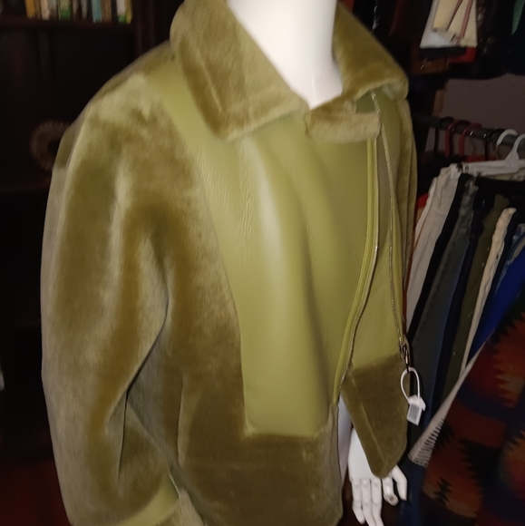 Shearling jacket - Picture 2 of 6